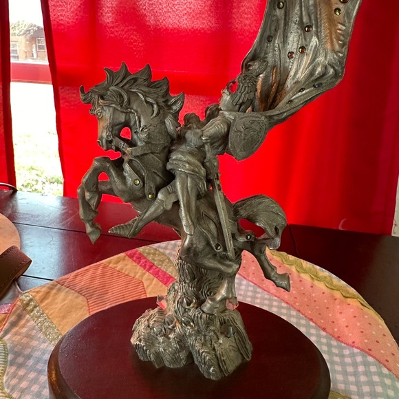 PERTH PEWTER CAMELOT - Picture 2 of 11